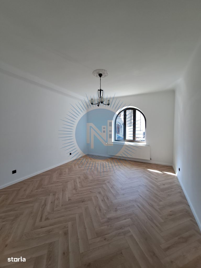 Spațiu de birouri in vila demisol etaj 1 si mansarda - Poză 3