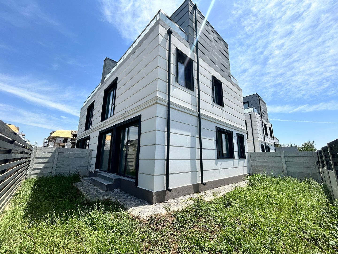 Duplex 5 camere Otopeni 23 August - Poză 1