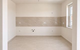 Etaj 1. Decomandat- bucatarie inchisa. Asfalt. - Poză 3