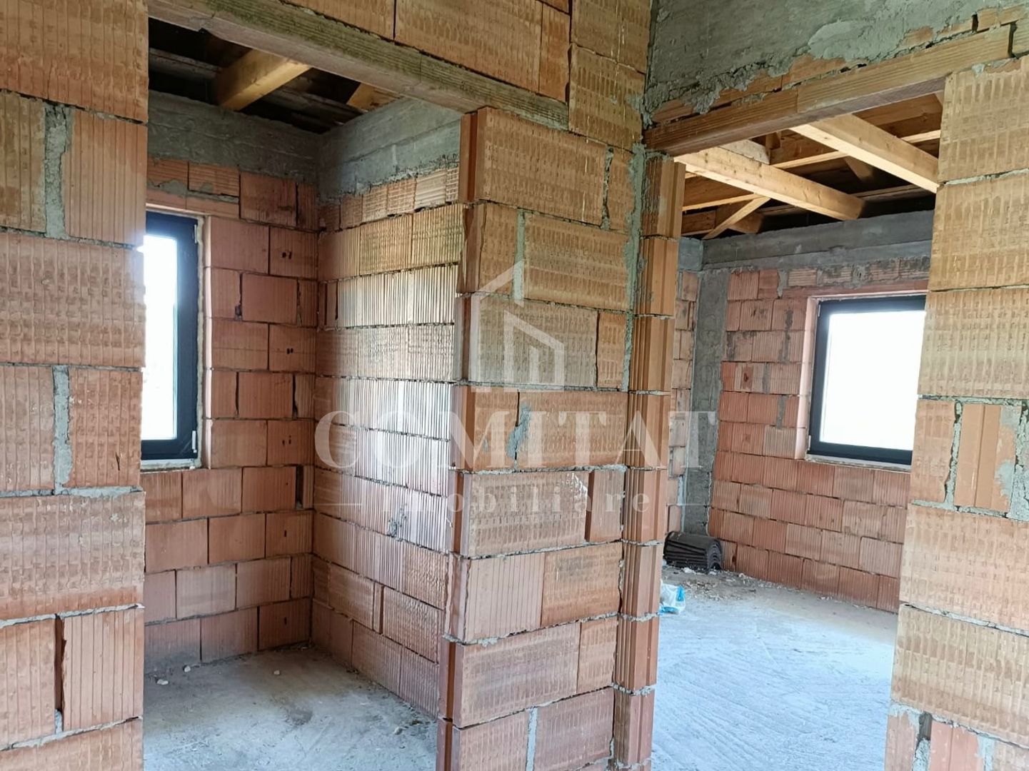 Casă individuală de vânzare | 4 Camere | 110 mp | Dezmir - Poză 6
