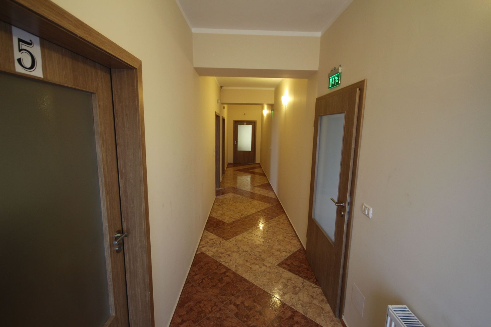 Vila  destinatie camin batrani - Poză 30
