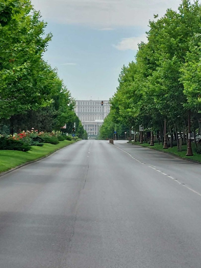 Închiriere Garsonieră 44 mp Bd. Unirii, Decomandată, 2 Balcoane, Pază - Poză 8