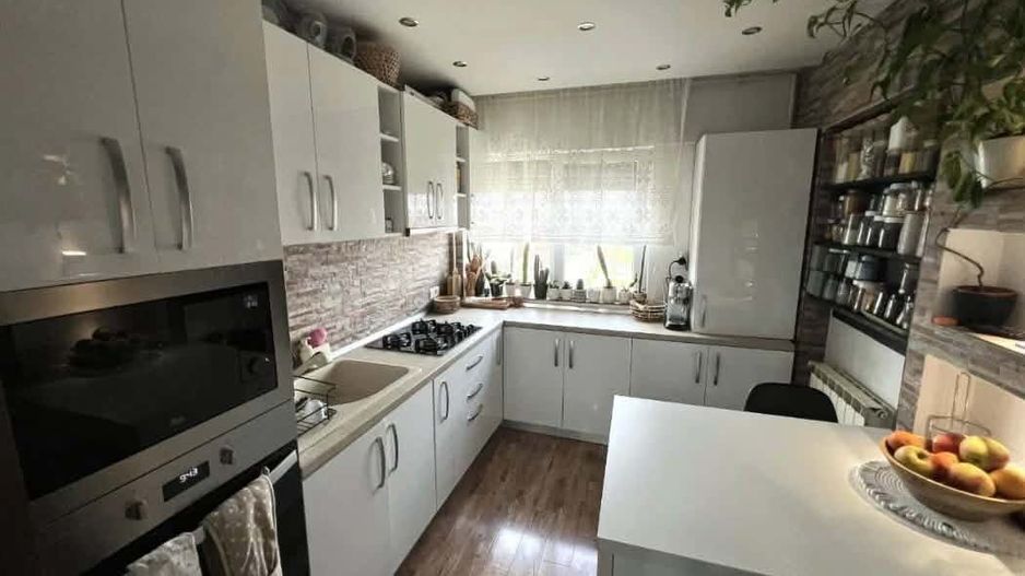 BRASADAS vinde ap 4 cam Micro 16 etaj 8/8. - Poză 3