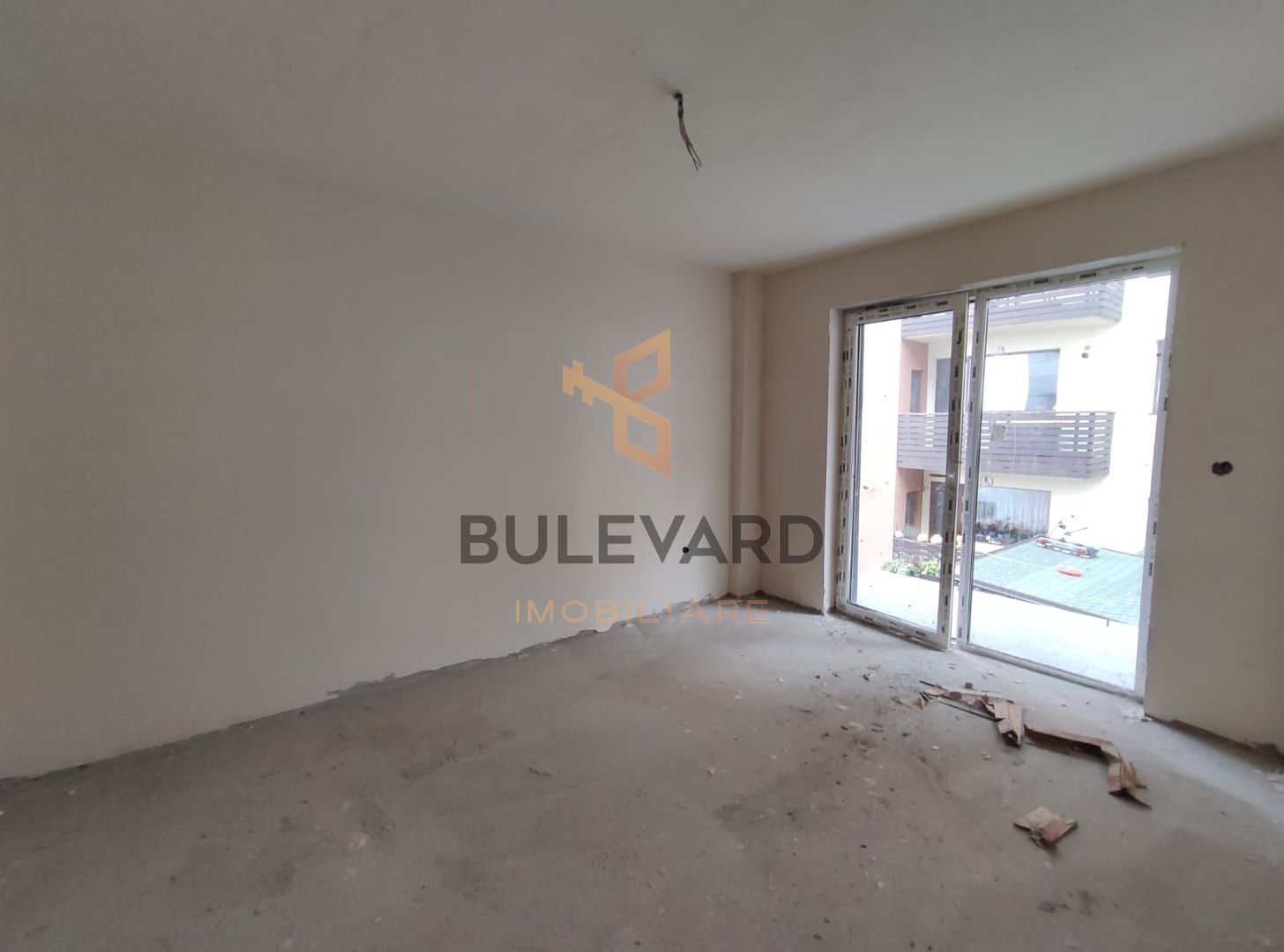 Apartament cu 2 camere + terasa de 12mp. zona strazii Sub Cetate! - Poză 1