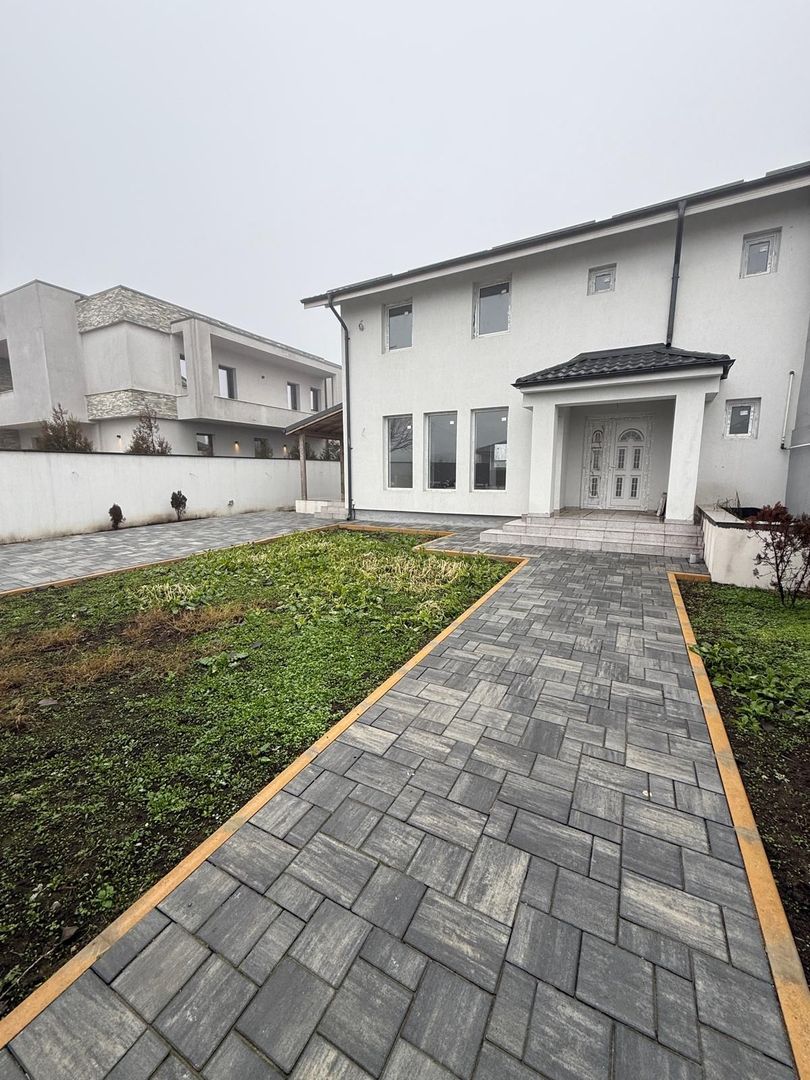 Mutare imediată! Vilă duplex 4 camere cu curte proprie - Poză 3