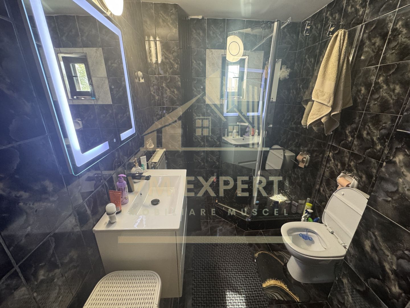 VILA S+P+E-306 MP, TEREN 2078 MP, CAMPULUNG - Poză 55