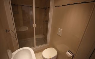 Apartament deosebit cu 3 camere în zona P-ta Victoriei - Poză 15