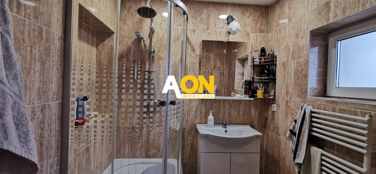Casa in Centru zona linistita - Poză 10