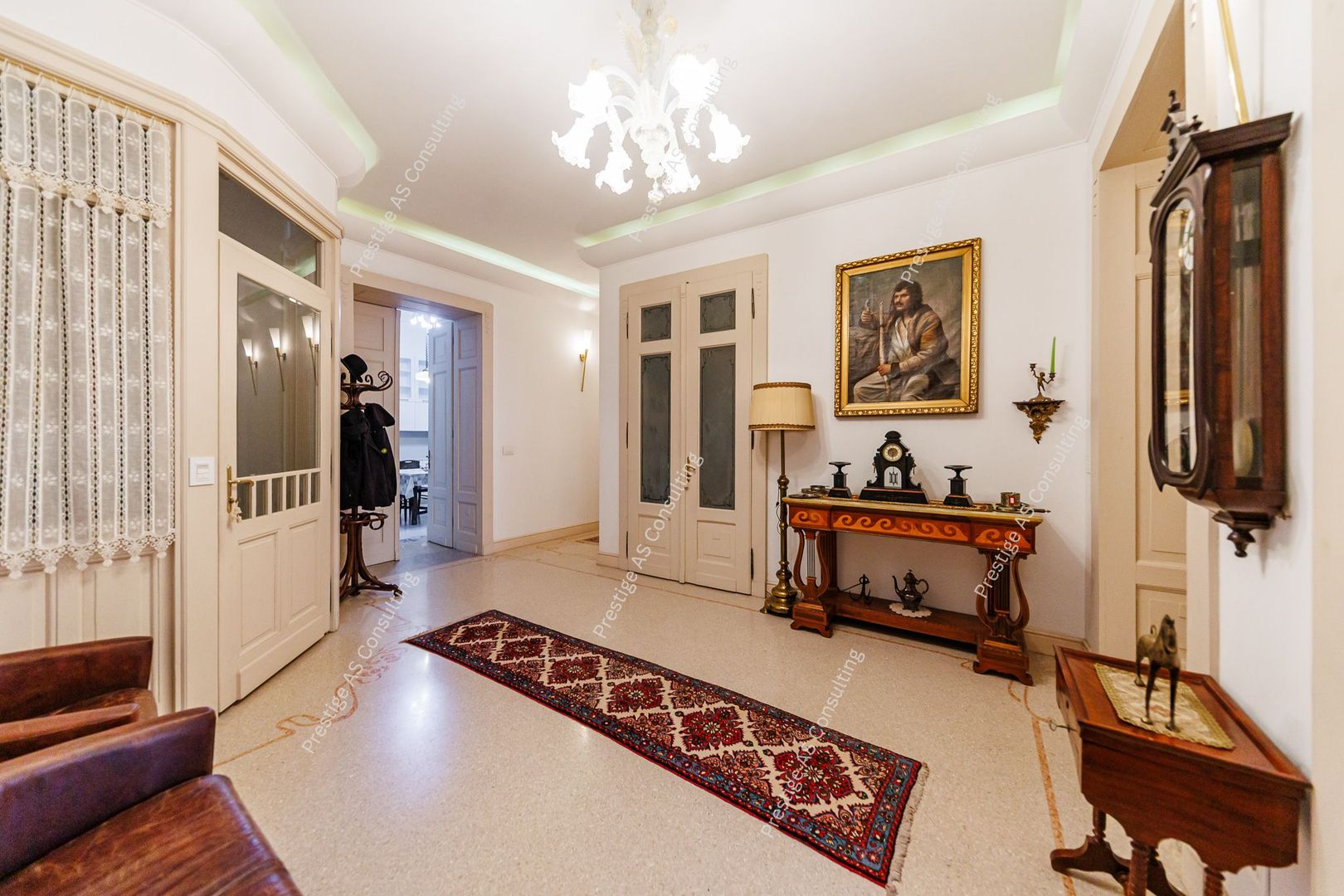 Resedinta patrimoniala de 222 mp | Piata Victoriei | Cladire istorica-Lift - Poză 15