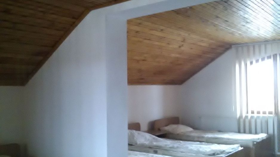 Casa 6 camere - cazare 15 persoane, Nord - Poză 6