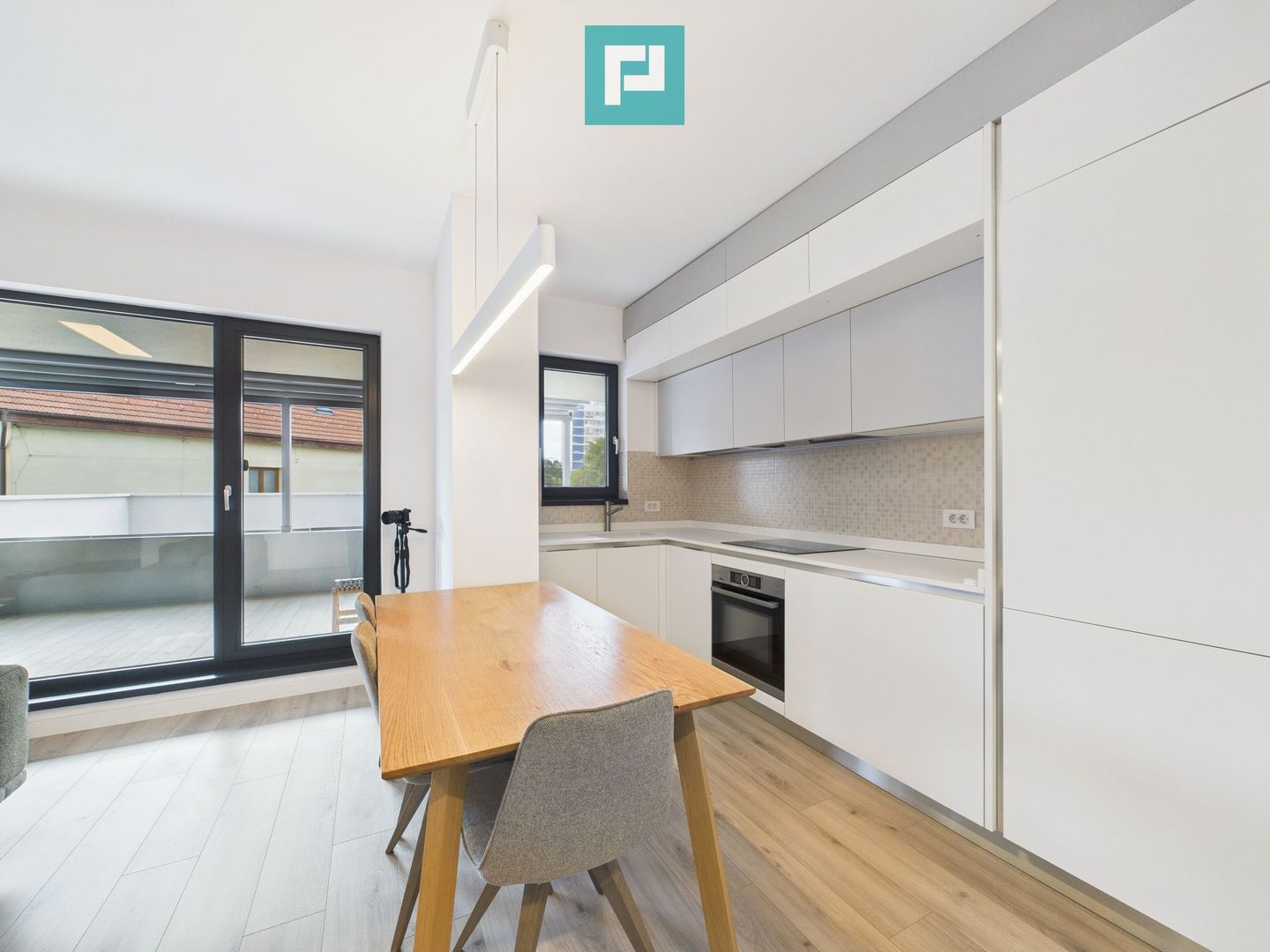 Apartament modern în complexul ISHO, Timișoara - Poză 3