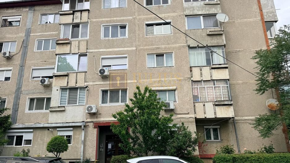 2 camere| Soarelui-langa Uranus Plaza| centrala proprie| zona linistita| - Poză 13