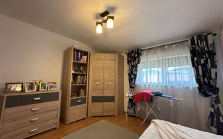 Duplex cu 4 camere si 2 bai complet mobilat si utilat in Giroc langa Zone 2. - Poză 13