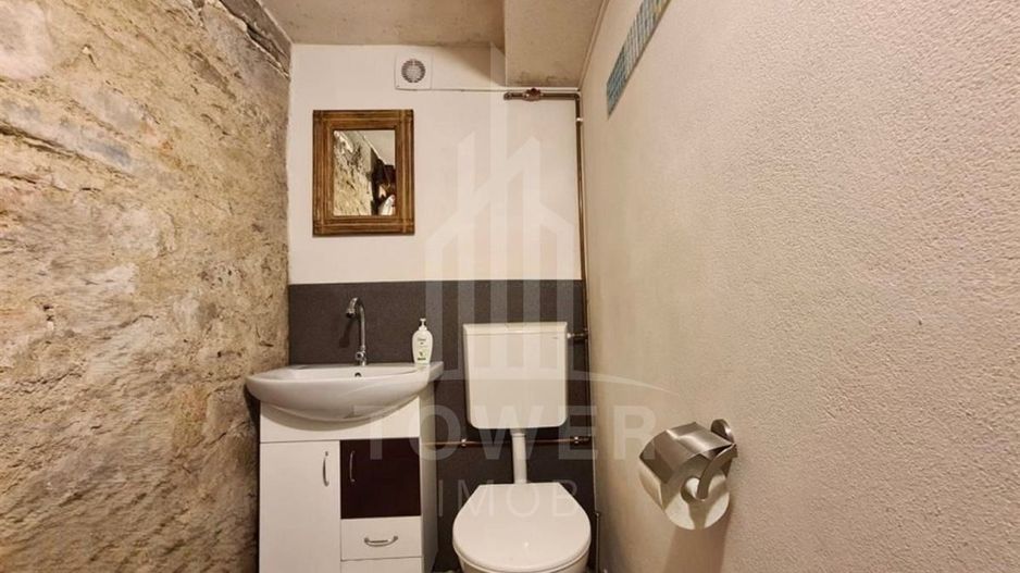 Casa renovata in Fantanele - Poză 16