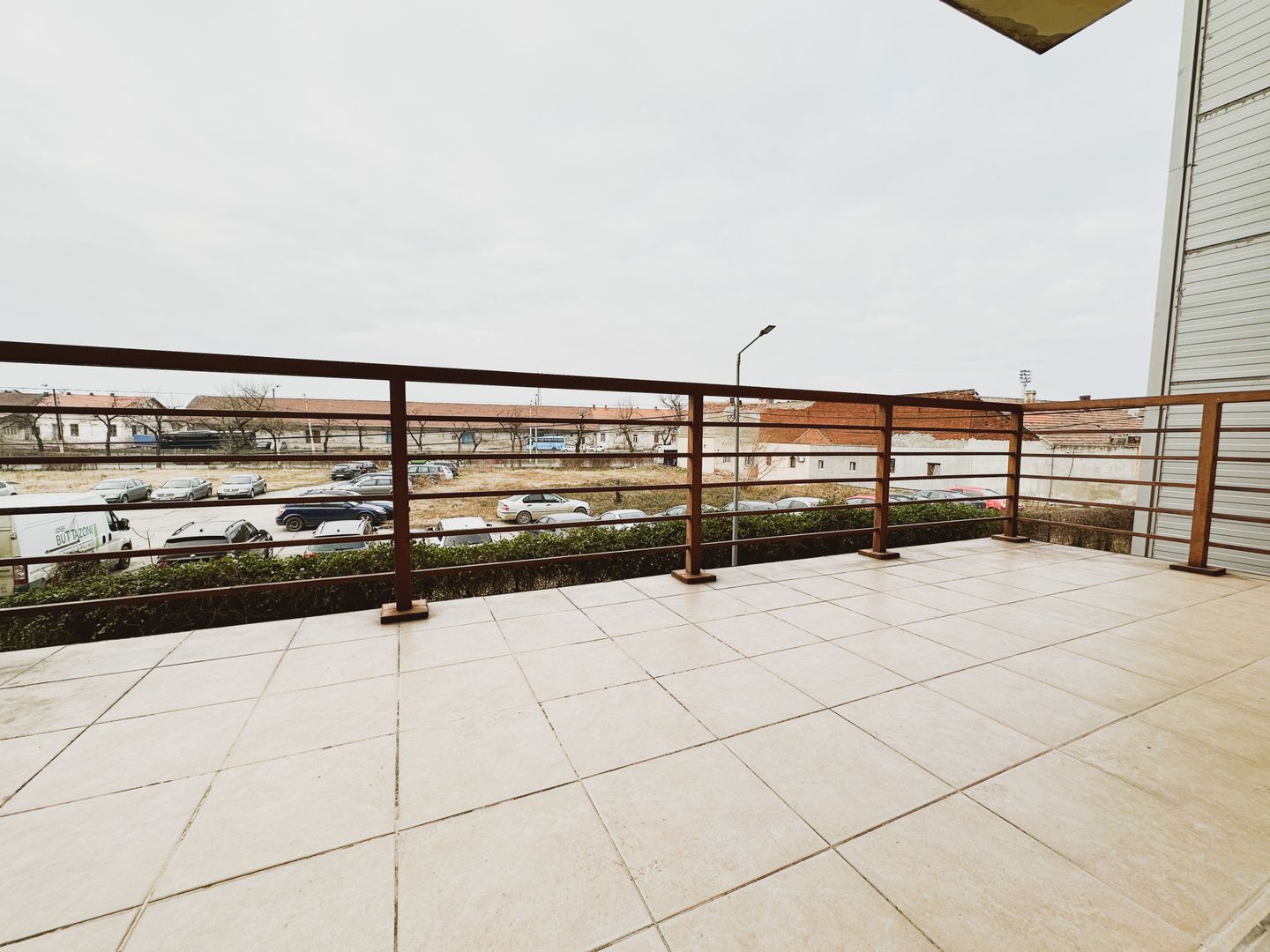 3 camere | 81 mp + 10 mp terasa | Parcare & Lift | Jandarmerie - Garii - Poză 17