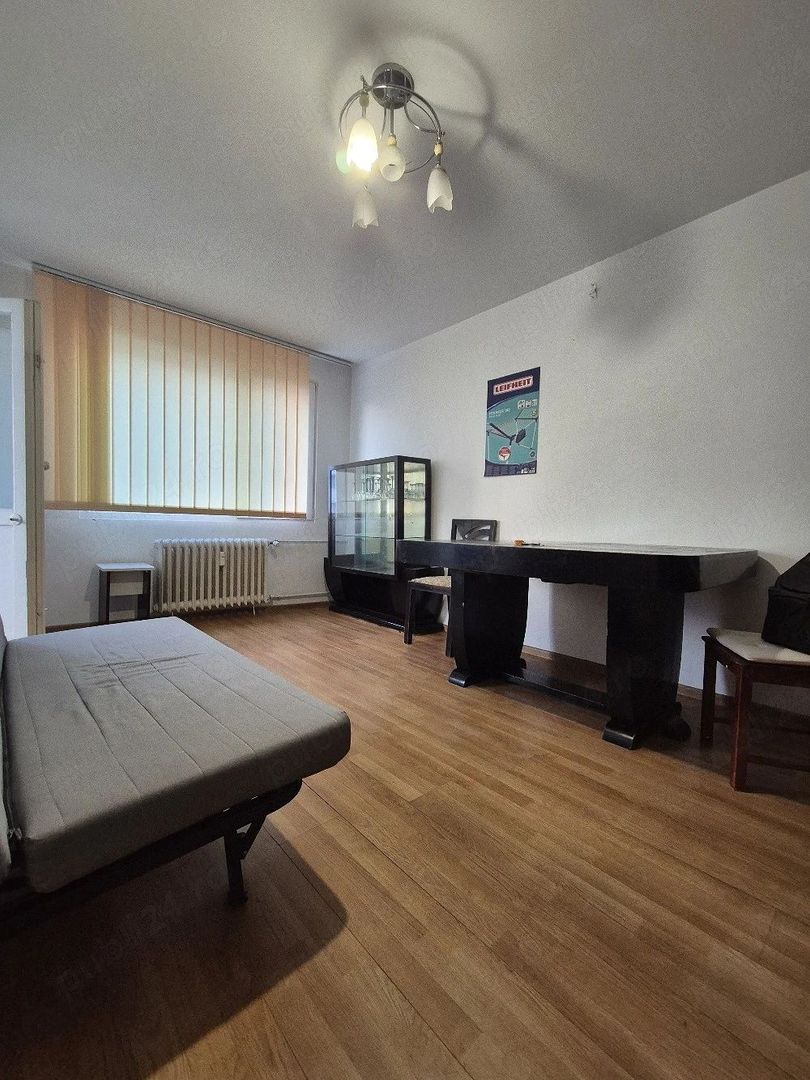 Închiriere Apartament cu 2 camere Titan, bucătărie închisă, 15 min metrou - Poză 1