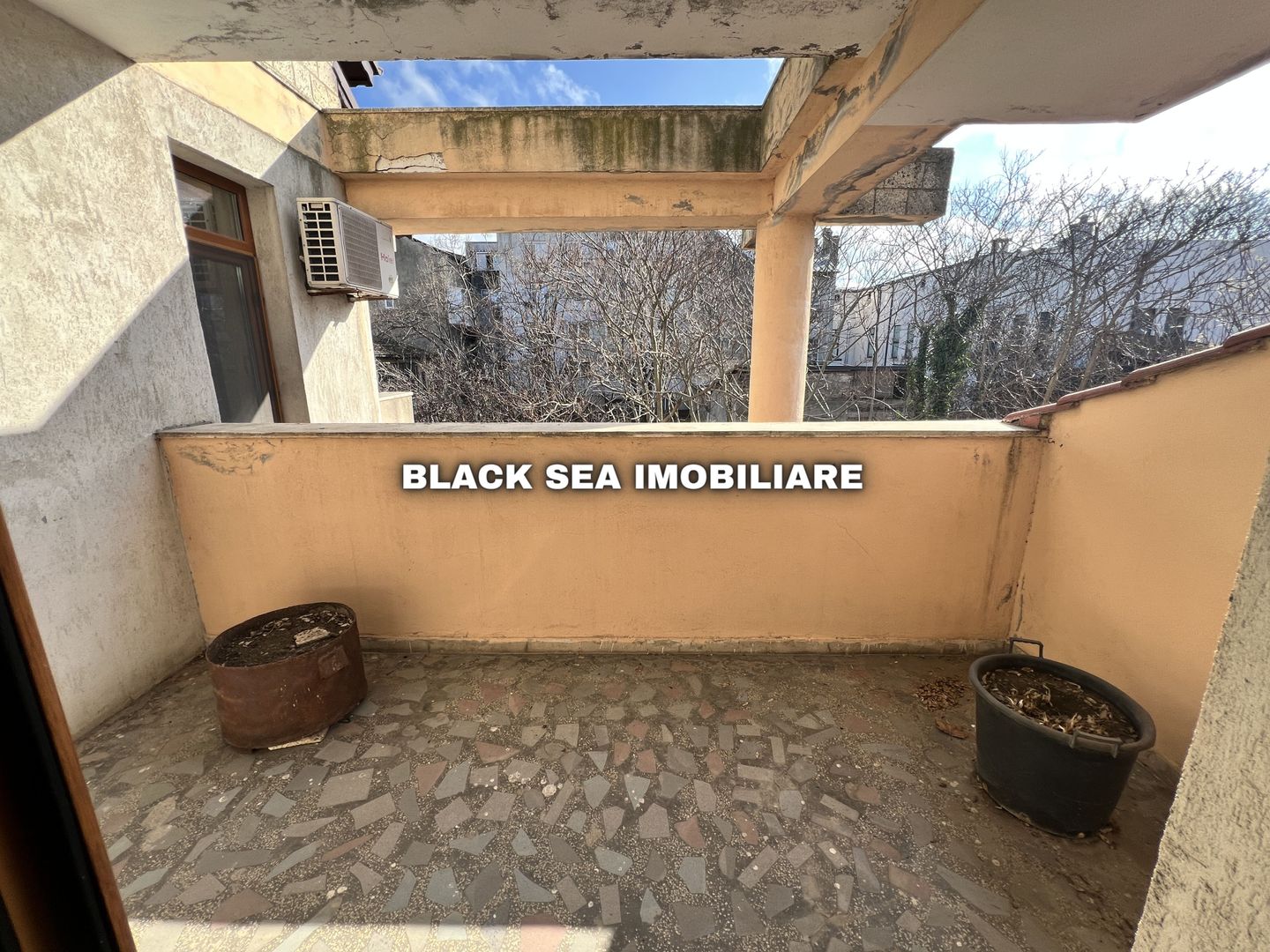 Vila 7 camere D+P+1+M - 2 Garaje - 50m de plaja - Zona centrala - Poză 21