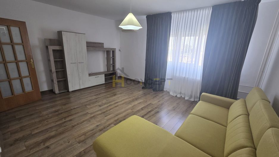 Inchiriere apartament 3 camere Vlaicu Voda sector 3 - Poză 2