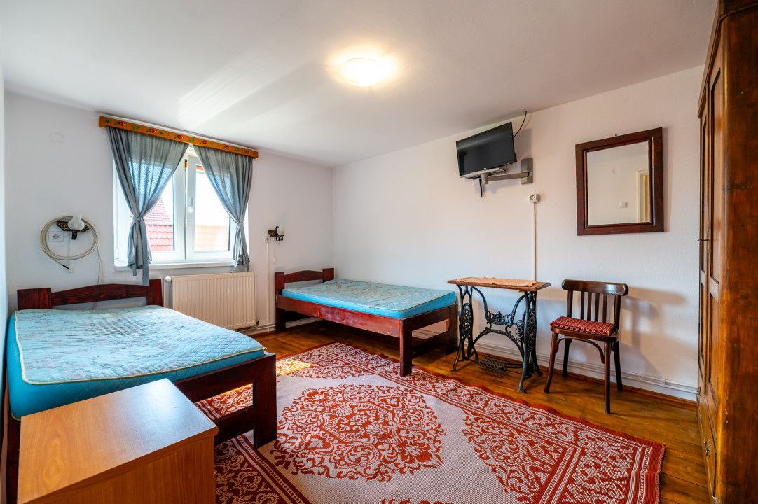 Casa + Pensiune deosebita - Orlat, Sibiu - Poză 32