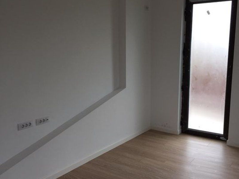 Vila P+1+M Baneasa, vis-a-vis de Petrom City, Straulesti, prima inchiriere-nou - Poză 16