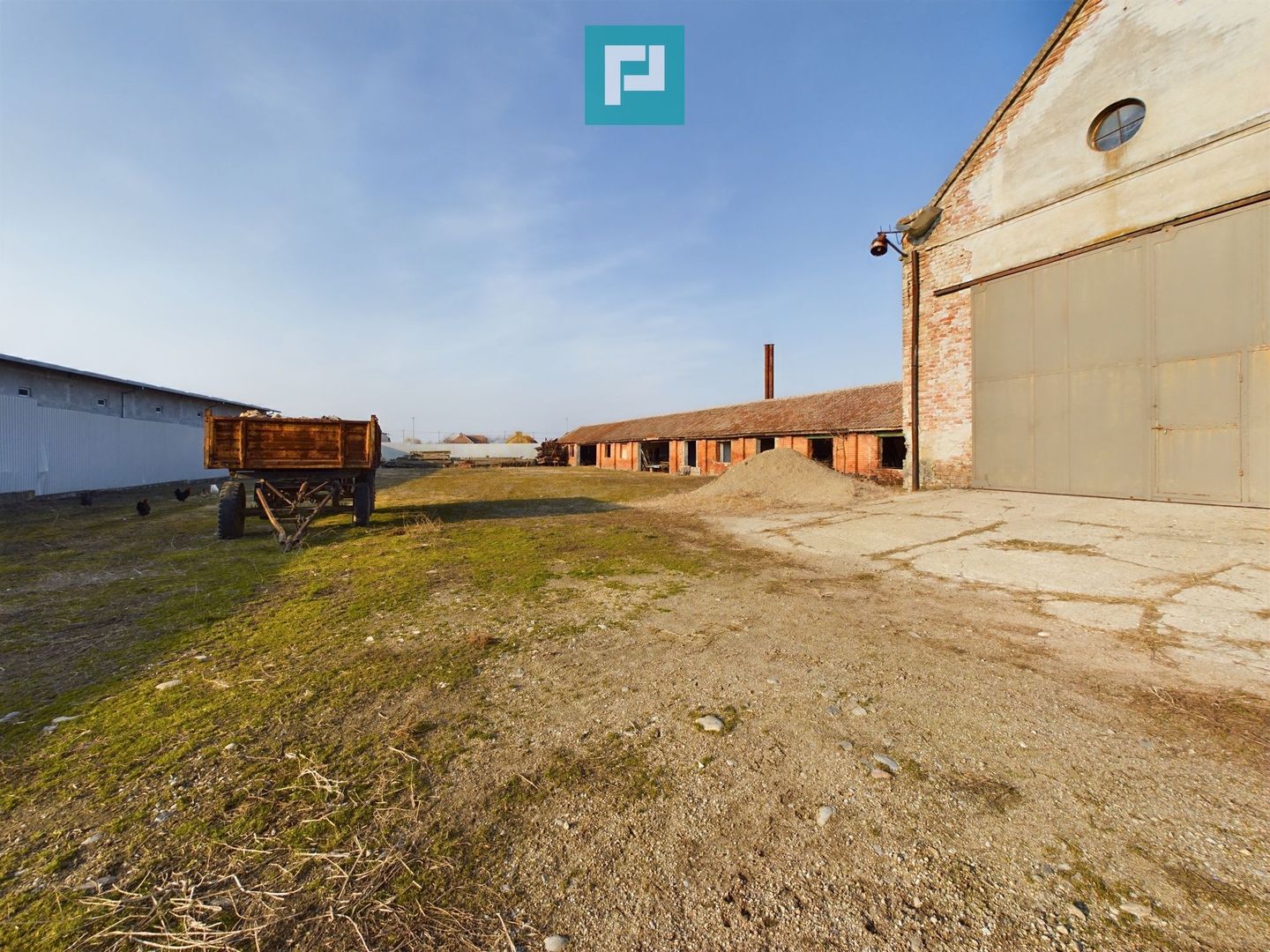 Teren și hale pe calea Aradului în Periam - Poză 11