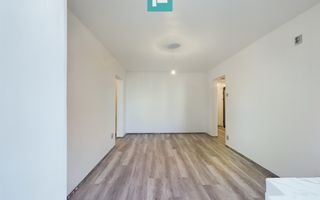 Apartament 3 camere pe str Hateg in Vlaicu - Poză 2