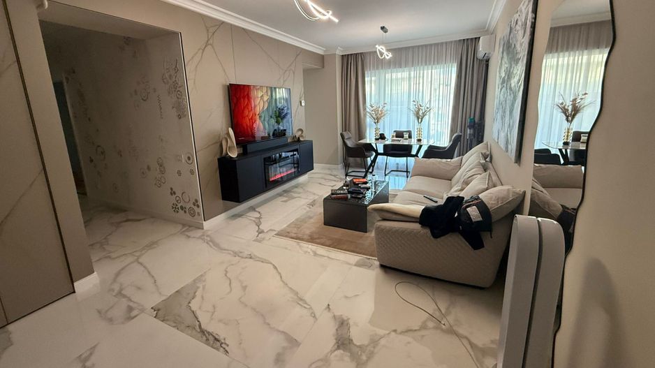 Vânzare apartament 3 camere 82mp - Poză 2