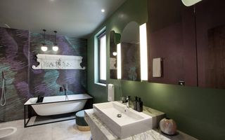 Full Service Apartment | 2 Bedrooms | Parking | Concierge - Poză 7