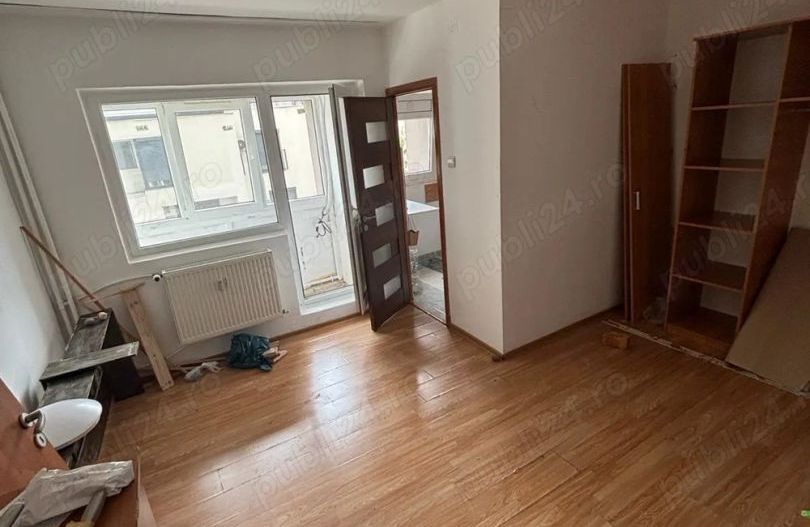 Garsoniera zona Dristor - Rm Valcea - Poză 1