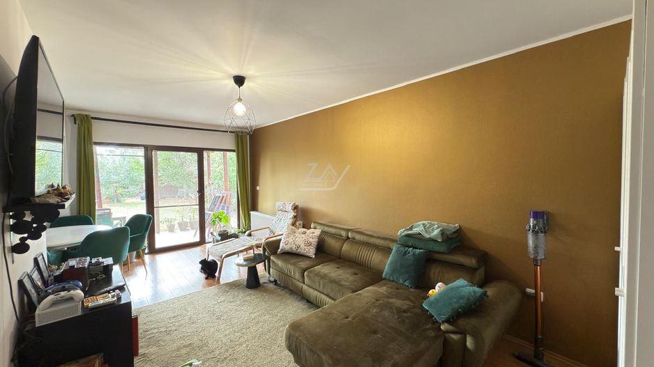 Pozitie excelenta - situata la margine. 3 dormitoare. Curte mare. - Poză 2