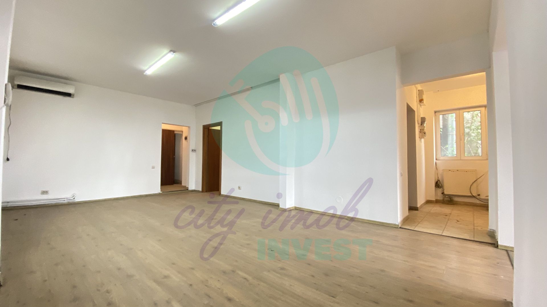 Vila Interbelică Foisorul de Foc – Investiție sau Sediu Firmă - Poză 4