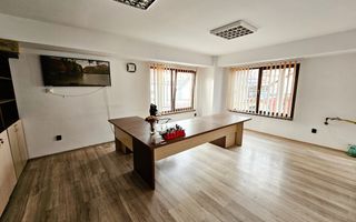 Spatiu de birouri/servicii , 165 mp utili, ultracentral - Poză 4