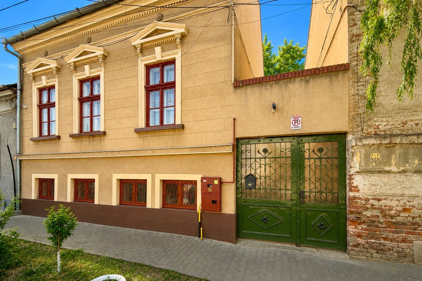 Casă D+P, zona Boul Roșu, pretabilă spații de cazare/birouri - Poză 2