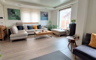 Casa eficienta energetic cu piscina in Giroc - Poză 2