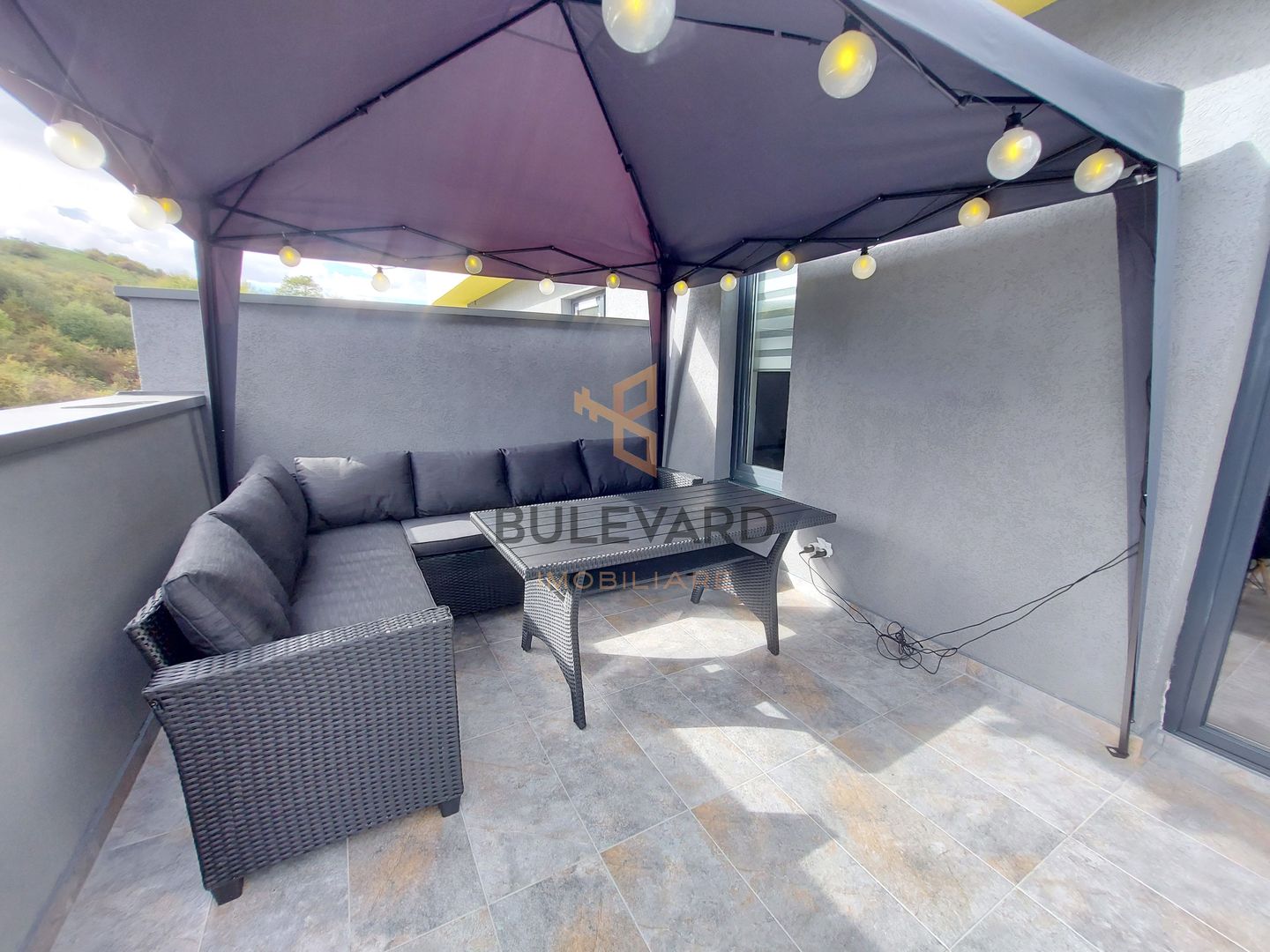 Apartament finisat modern cu Terasa de 35 mp! - Poză 4