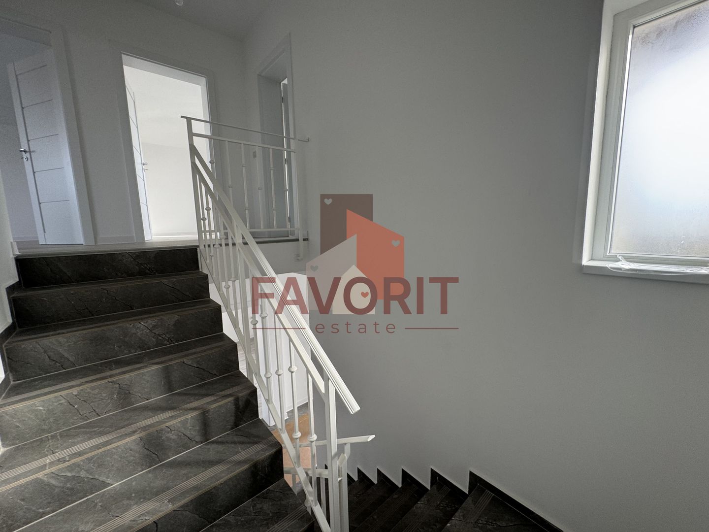 Casa individuala. Disponibila imediat. 4 dormitoare - Poză 12