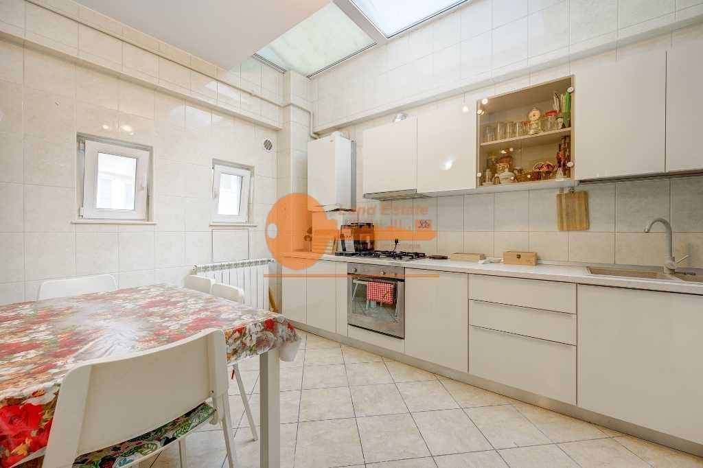 4 camere Floreasca-Dorobanti ( 156 mp-2 locuri parcare ) - Poză 1