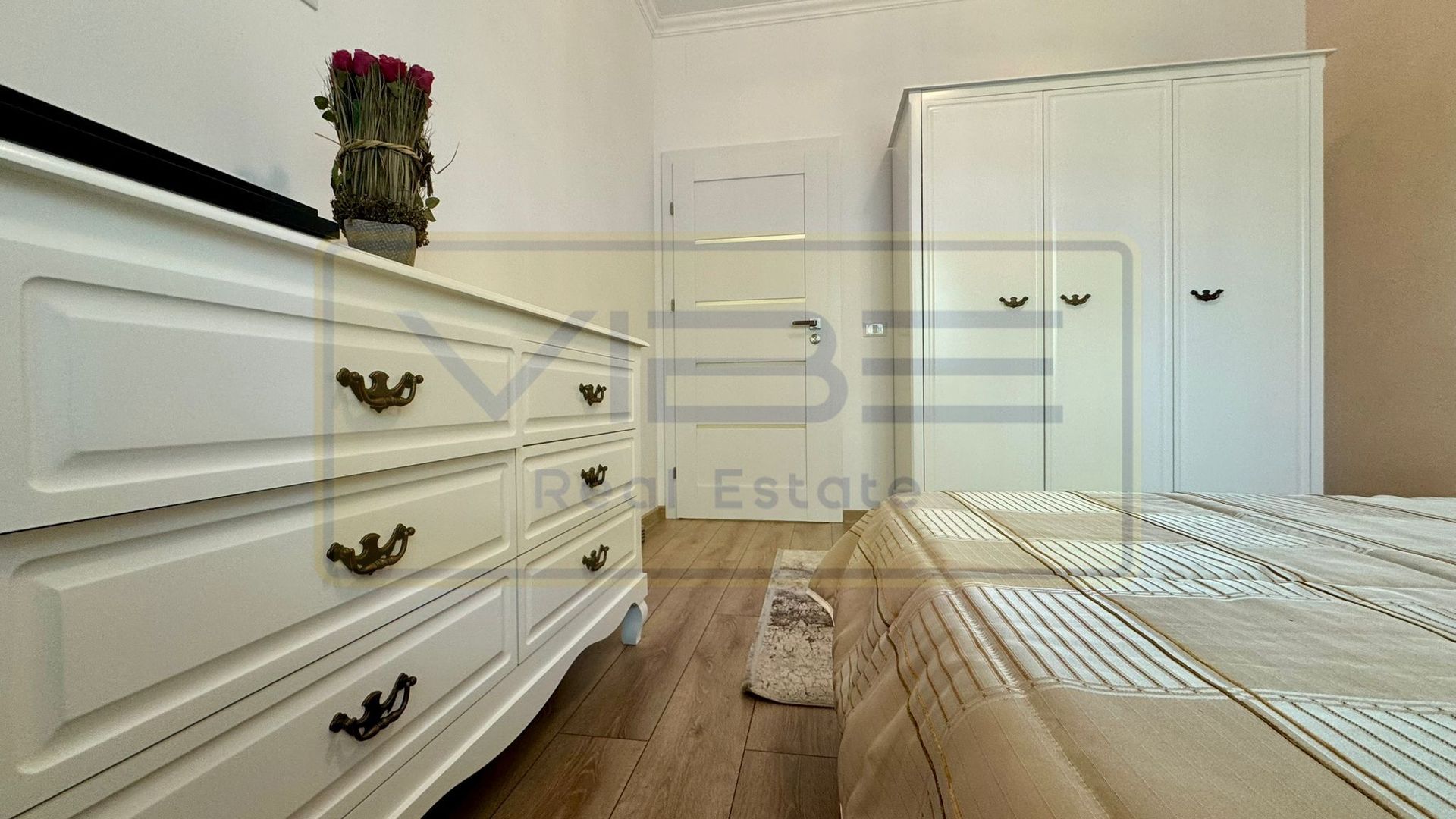 Casa individuala 4 camere I 500mp teren I cartier privat select V. Lupului I - Poză 14