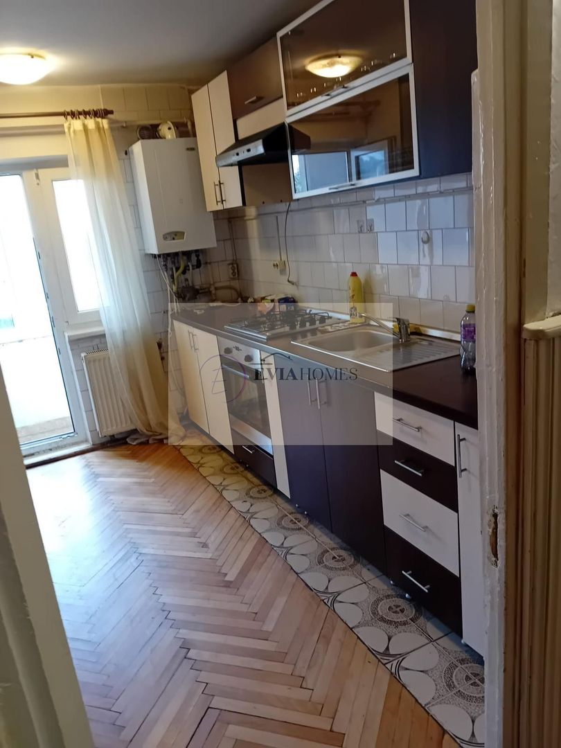 3 camere/ zona Spitalului Militar - Poză 2