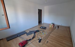 Apartament 3 camere | Etaj 2 | Zona Micro 17 - Poză 3