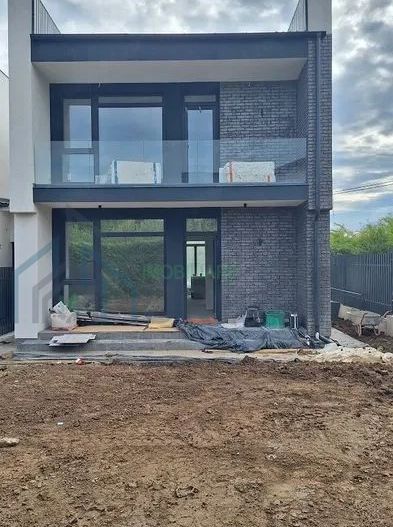 Casă modernă Hlincea NZEB, izolație 15 cm, fundație 180 cm, stâlpi 40 cm, la 3 km de Bd. Poitiers - Poză 2