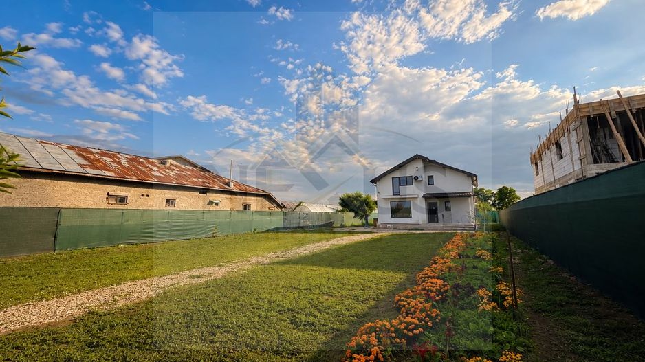 Casa Com Vidra cu 4.500 mp teren! Oportunitate investitie - Livada - Poză 1