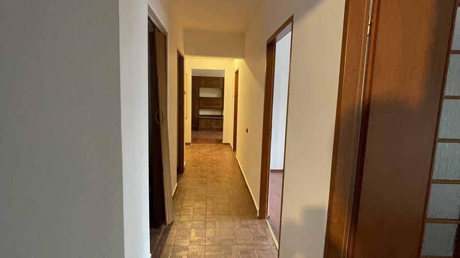 Apartament 3 camere, zona foarte buna. - Poză 7