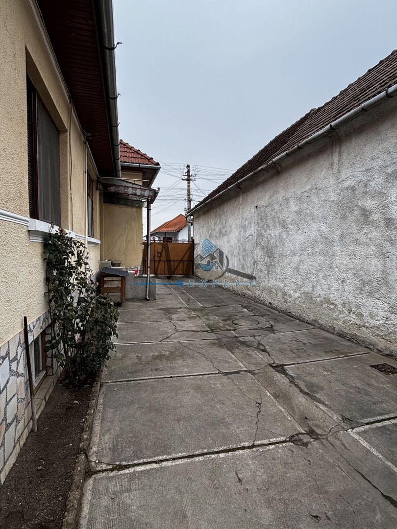 Casa de vânzare in Sebes zona Avram Iancu - Poză 9