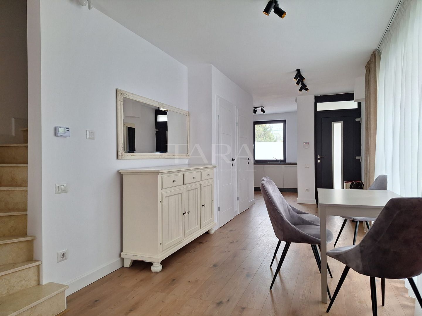 Casă modernă cu finisaje de top – Buna Ziua, Cluj-Napoca - Poză 3