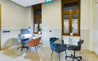 Post manichiură în salon Ultracentral - Poză 3