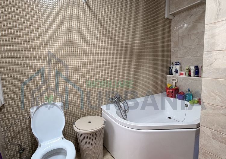 Apartamenr 2 camere, boxa, loc de parcare strada Pepinieri - Poză 5