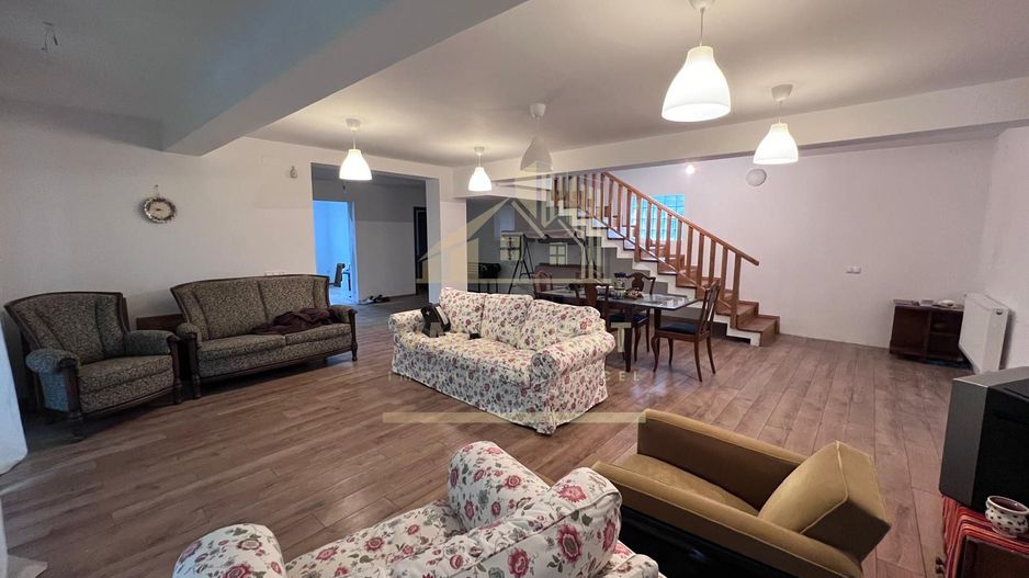 VILA 6 CAMERE 270 MP TEREN 1044 MP CÂMPULUNG, 0 COMISION CUMPARATOR - Poză 60