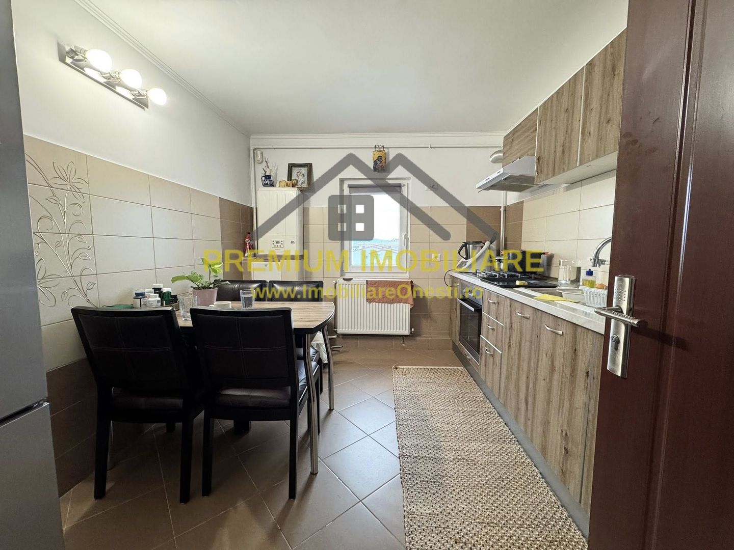 Apartament 3 Camere - Zona de jos - Poză 4
