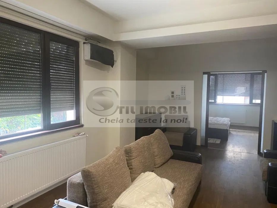 Apartament 4 Camere + Loc de parcare- Zona Tatarasi- 675 Euro - Poză 2